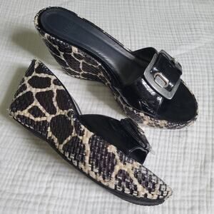 Y2K Stuart Weitzman Wedge Sandals Womens 9 Animal Print Buckle Cyber Boho Black